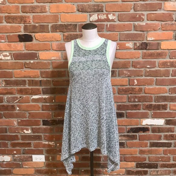 Free People Gray Knit Tunic Tank With Green Trim Size Small - Picture 1 of 5
